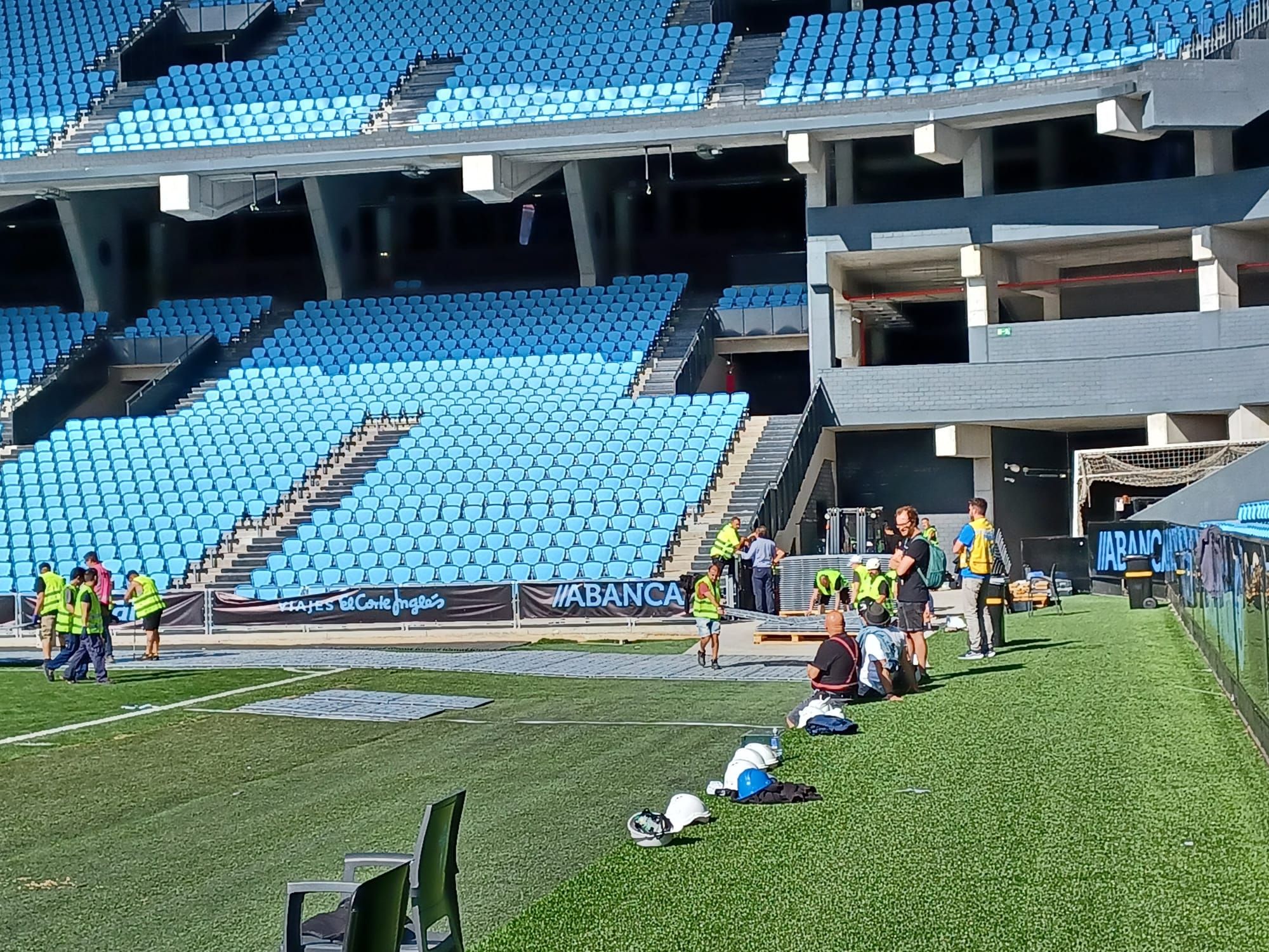 Arrancan los preparativos para el concierto de Guns N' Roses en Balaídos