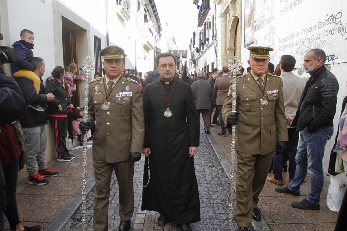 Imágenes de Las Penas de Santiago a su salida del templo