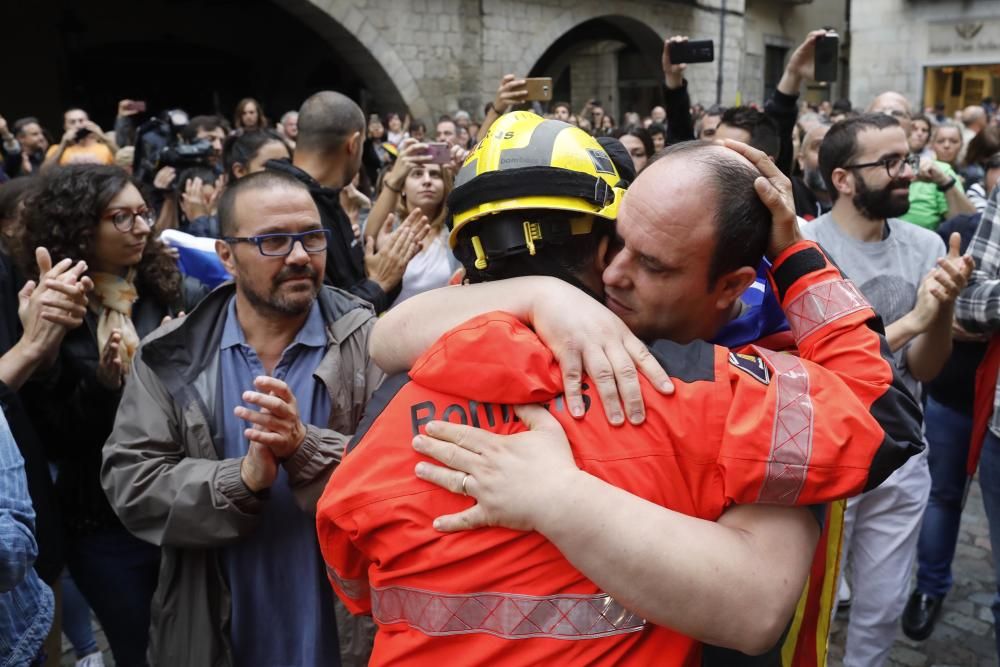 Concentració de rebuig de les actuacions policials de l'1-O a la plaça del Vi