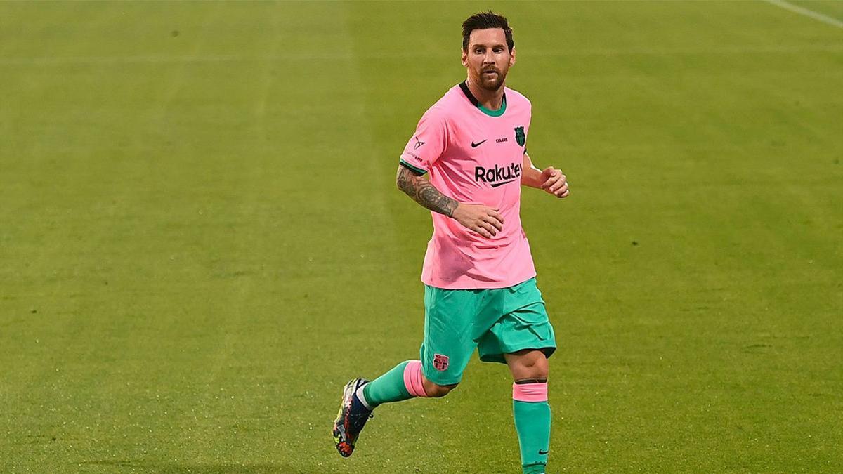 A base de golazos: así fue el doblete de Messi al Girona