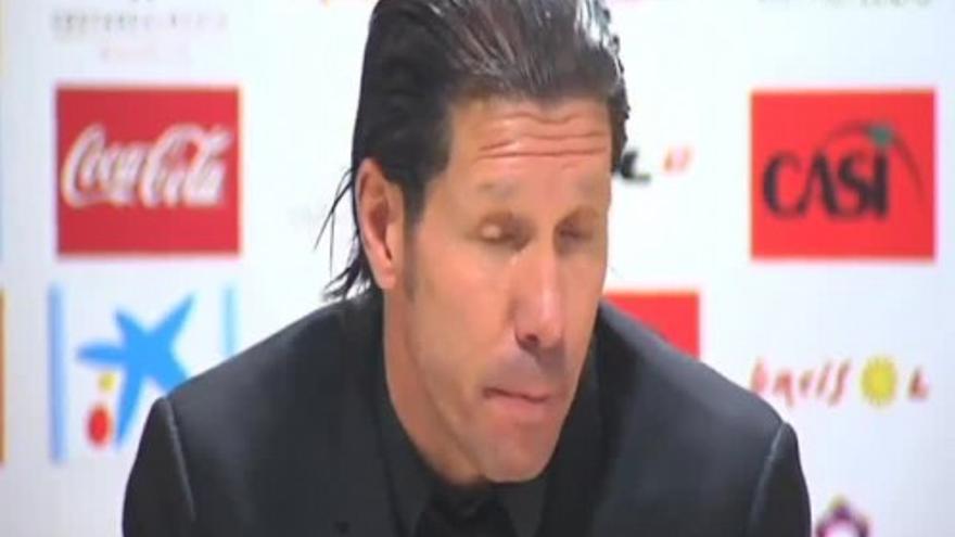 Simeone: &quot;No nos agarramos a los árbitros&quot;