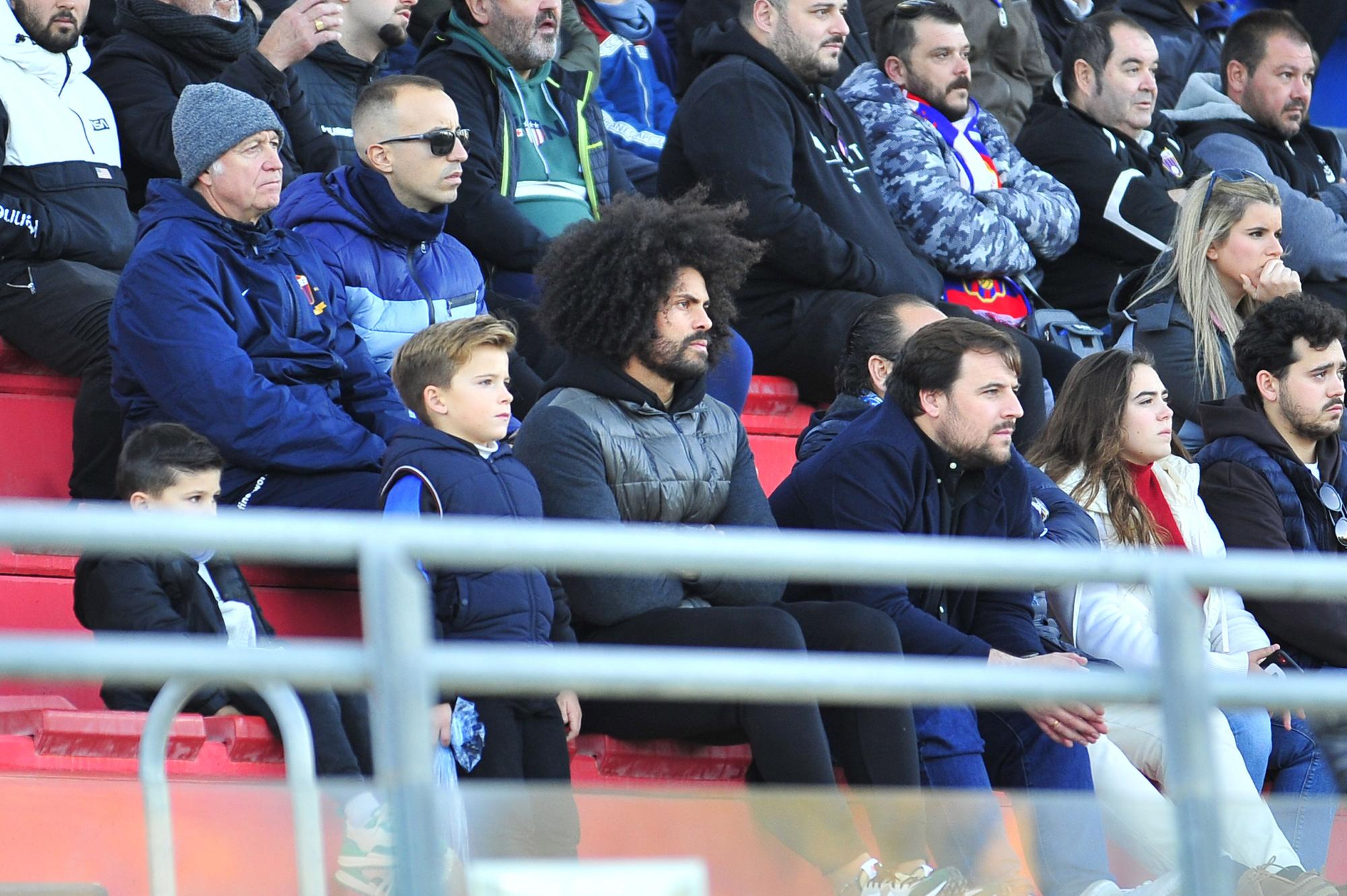 Victoria del Eldense sobre el Cornella en la jornada 12 de Primera RFEF