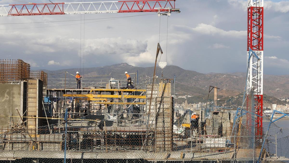 Construcción en la zona oeste de la capital.