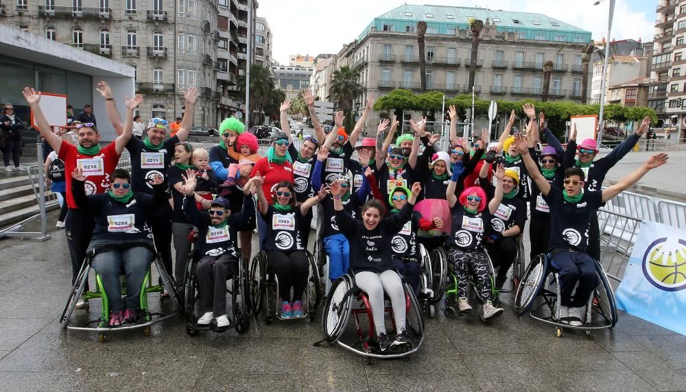 Alrededor de 1.500 personas personas participaron esta mañana en una carrera de obstáculos adaptada para corredores con discapacidad