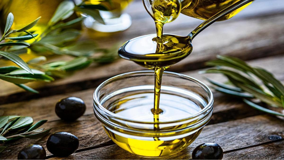 Grave alerta de un agricultor sobre el aceite de oliva por la sequía