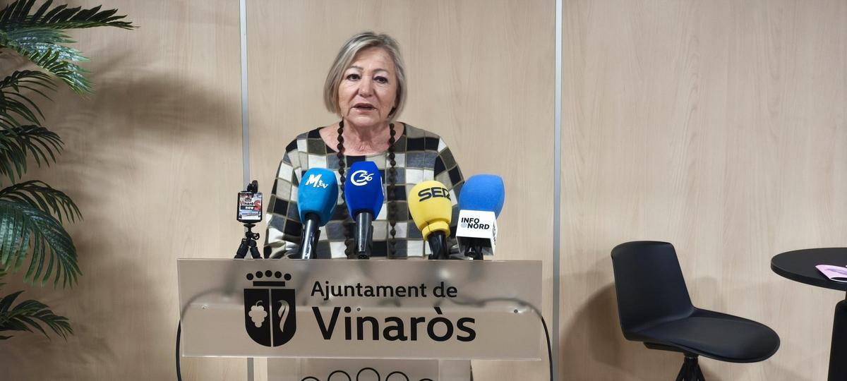 La alcaldesa, Maria Dolores Miralles, ha presentado la programación de la primavera cultural.