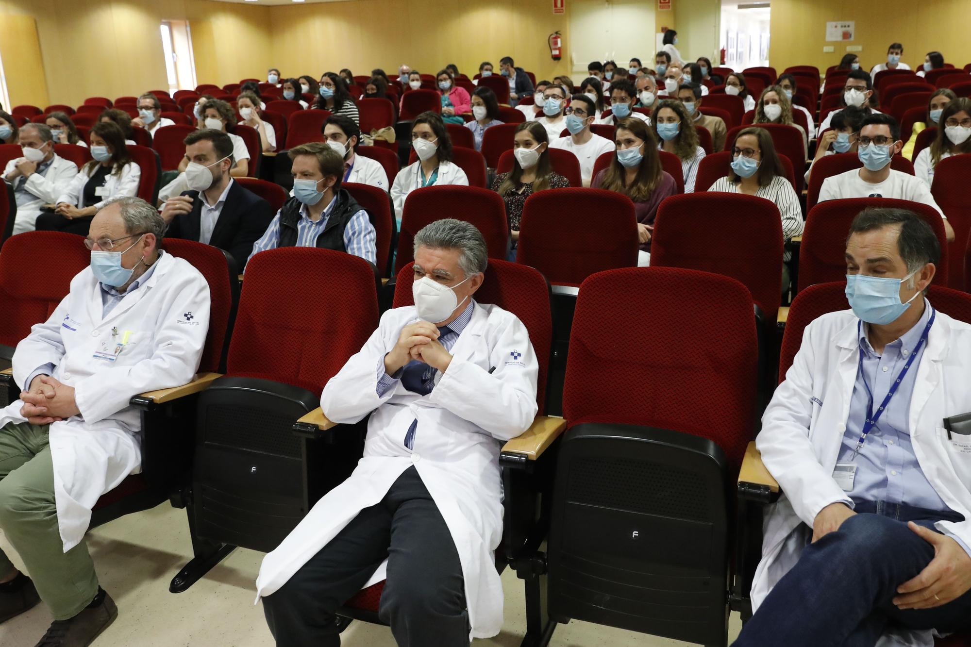 En imágenes: Despedida a los residentes en el Hospital de Cabueñes