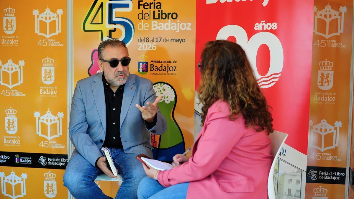 Vídeo | Entrevista al extremeño José Luis Molina Bolaños, autor de 'El Refranero Español'
