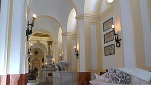 Imagen del interior del Panteón de Marinos Ilustres de San Fernando (Cádiz) de la Escuela de Suboficiales de la Armada