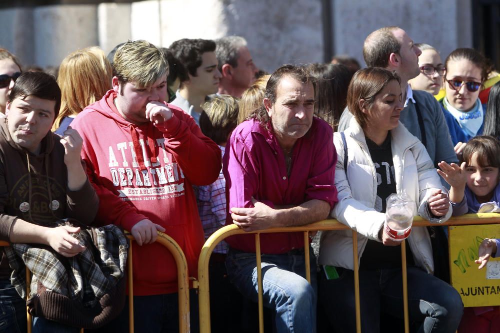 Búscate en la mascletà del 12 de marzo