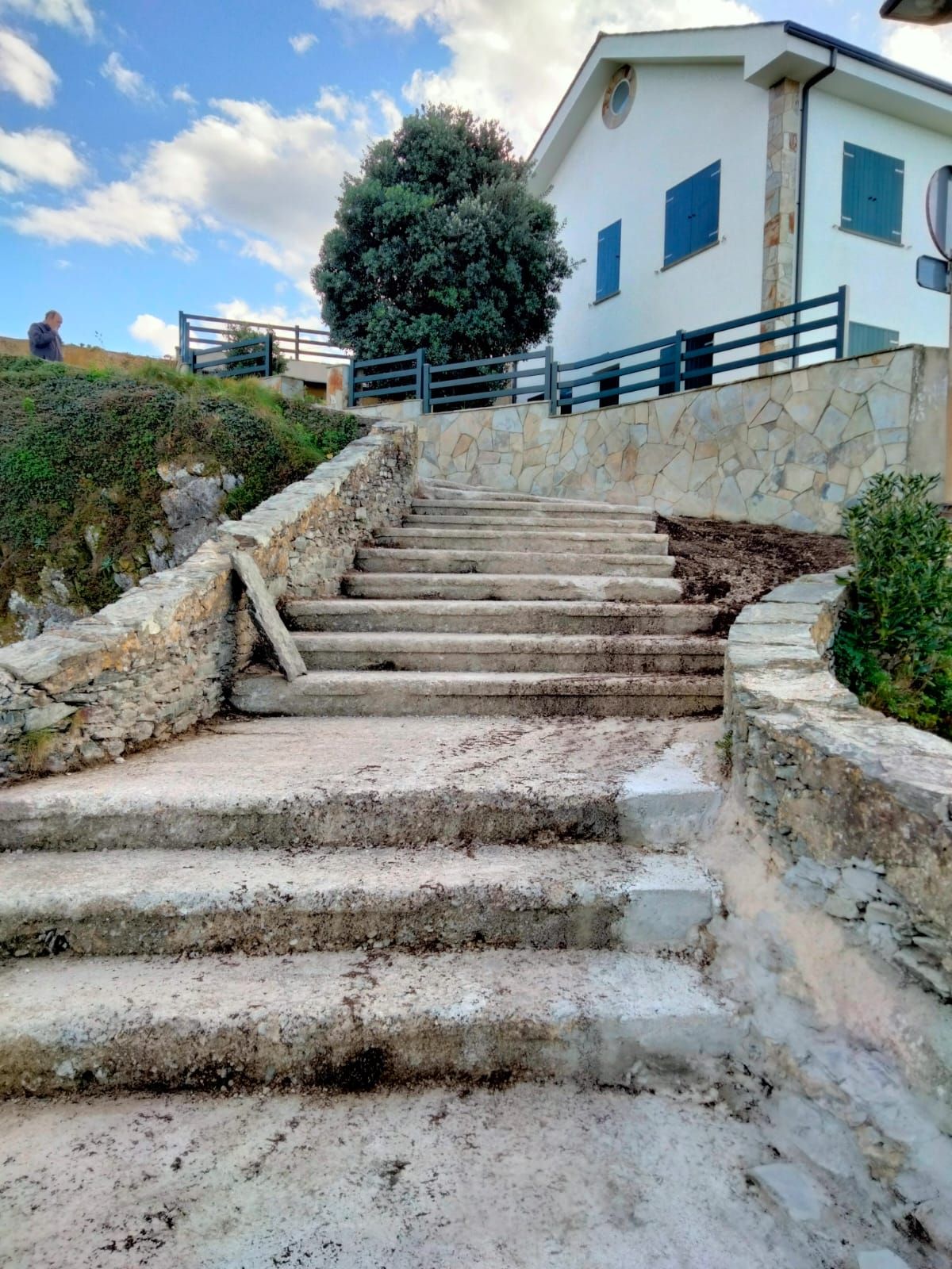 Así ha quedado el nuevo acceso al muelle de El Rocín, en Tapia