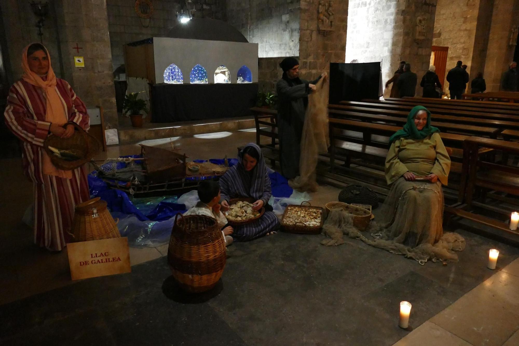 Èxit d'assistència al Pessebre Vivent de l'Església de Sant Pere de Figueres