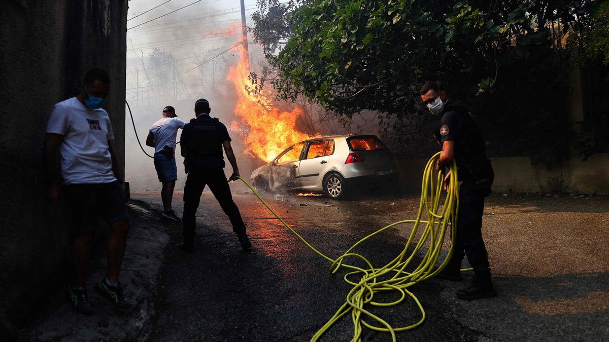Marsella, la segunda ciudad de Francia, asediada por un violento incendio forestal