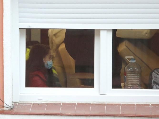 Vanesa M. P., la madre de la niña fallecida durante el registro policial de la vivienda de la calle María Sánchez Arbós, en el zaragozano barrio del Picarral.