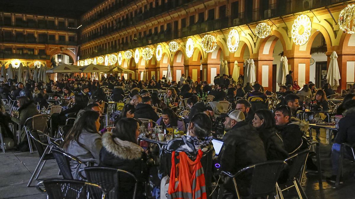 Un puente prenavideño de ocio, turismo y compras