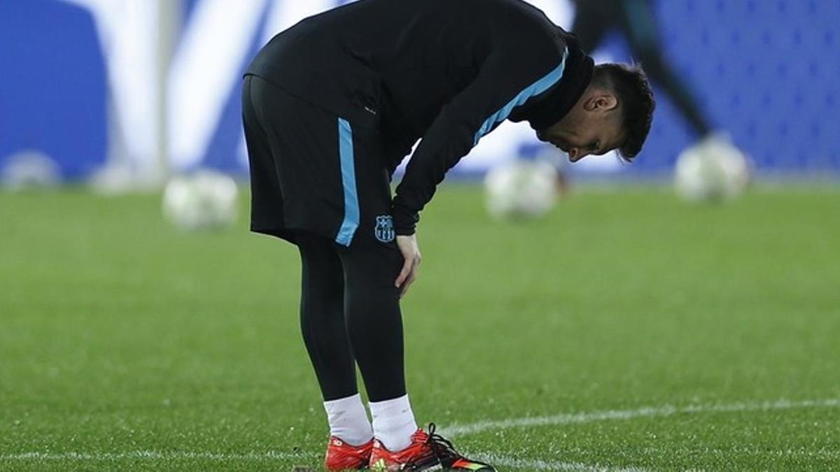 Messi, en el entrenamiento previo a la semifinal que se perderá por un cólico nefrítico.