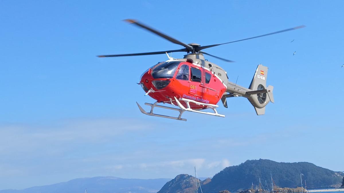 Evacuación de un hombre de 57 años de las Islas Cíes por un problema cardíaco