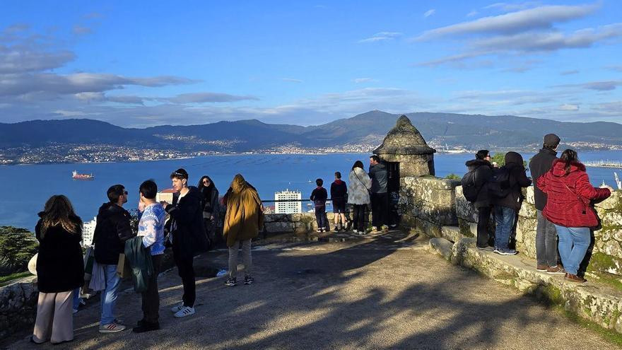 El BNG alerta de una «desregulación encubierta» de los pisos turísticos y registran 10 enmiendas