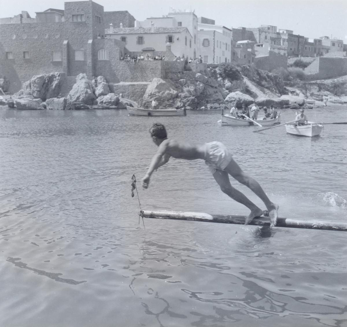 Les cucanyes, jocs divertits lligats al món del mar.