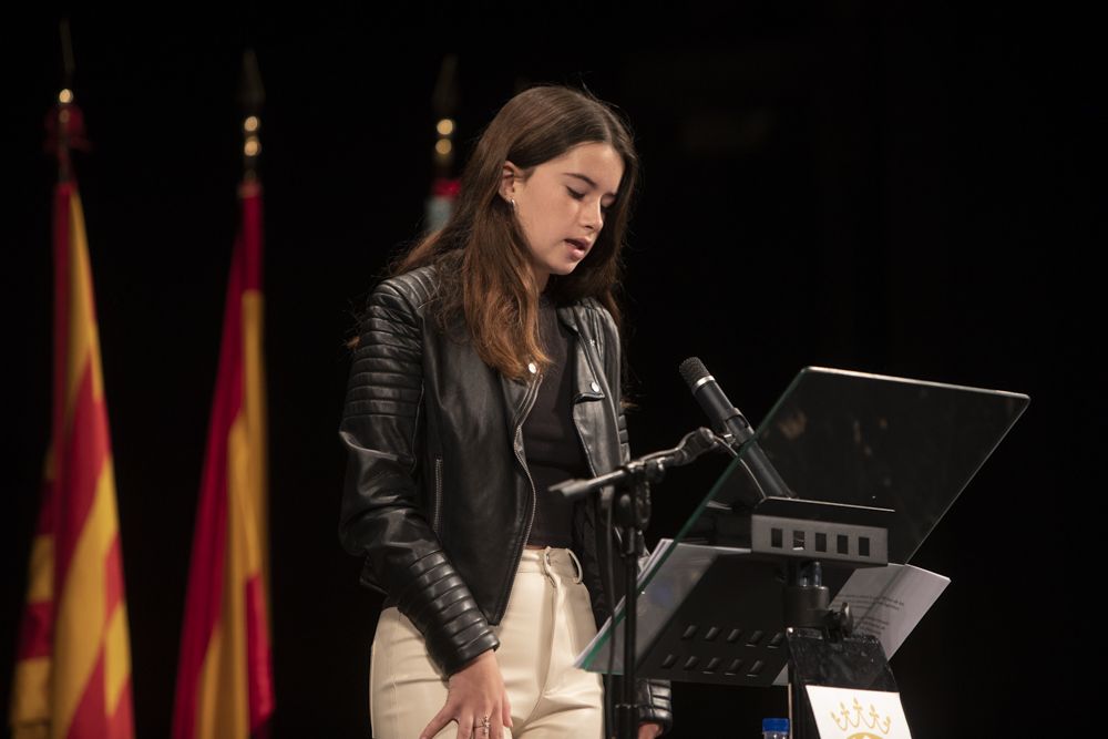 Alumnos de Sagunt leen la Carta Magna el Día de la Constitución