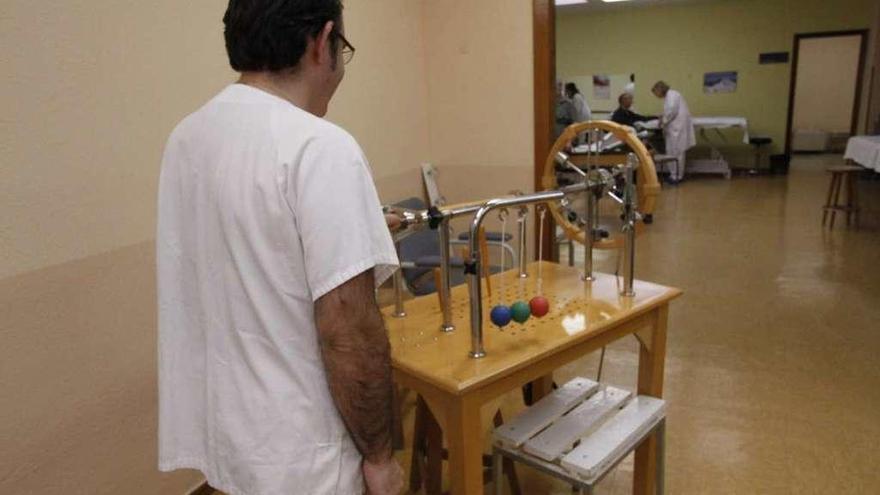 Actual gimnasio de Rehabilitacíon en los locales de avenida de Requejo.