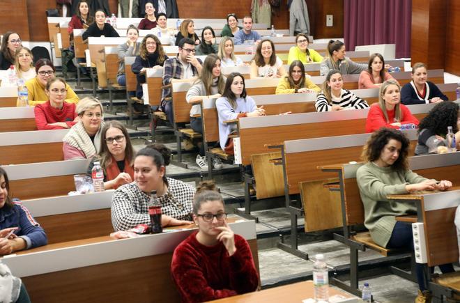 Examen MIR en Santiago de Compostela (archivo)