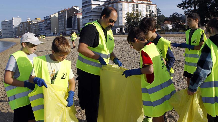 O Salnés se conjura por unas playas más limpias