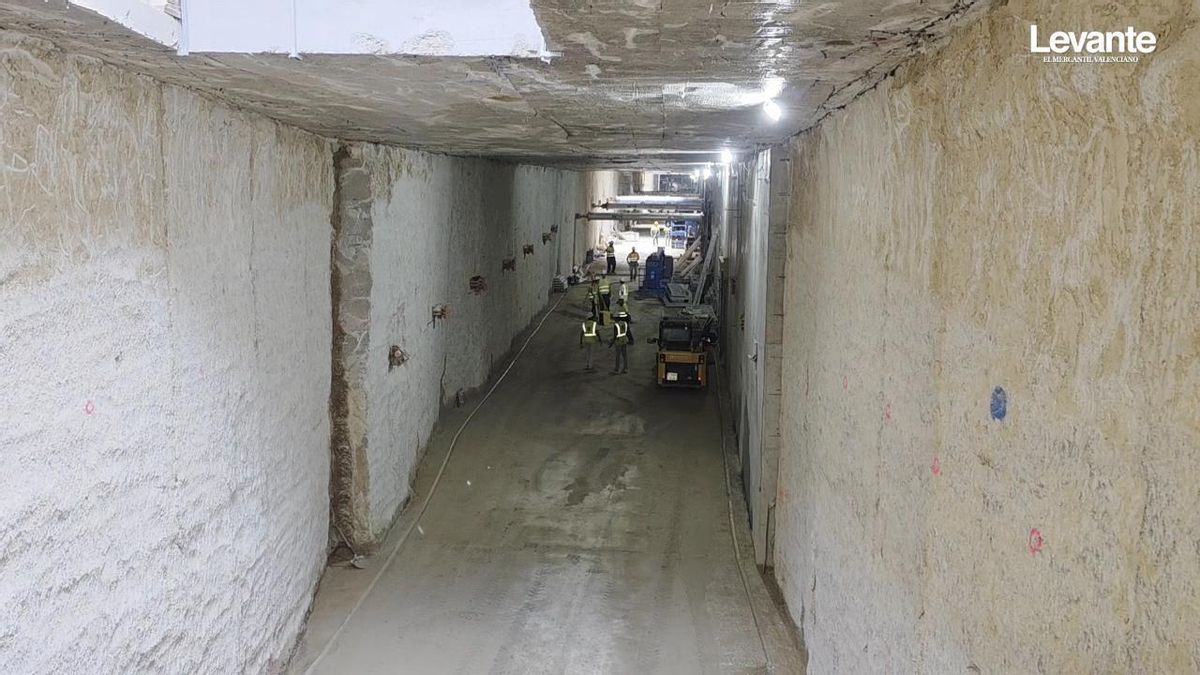 Obras de la conexión peatonal de Metrovalencia en el subsuelo de la calle Alicante