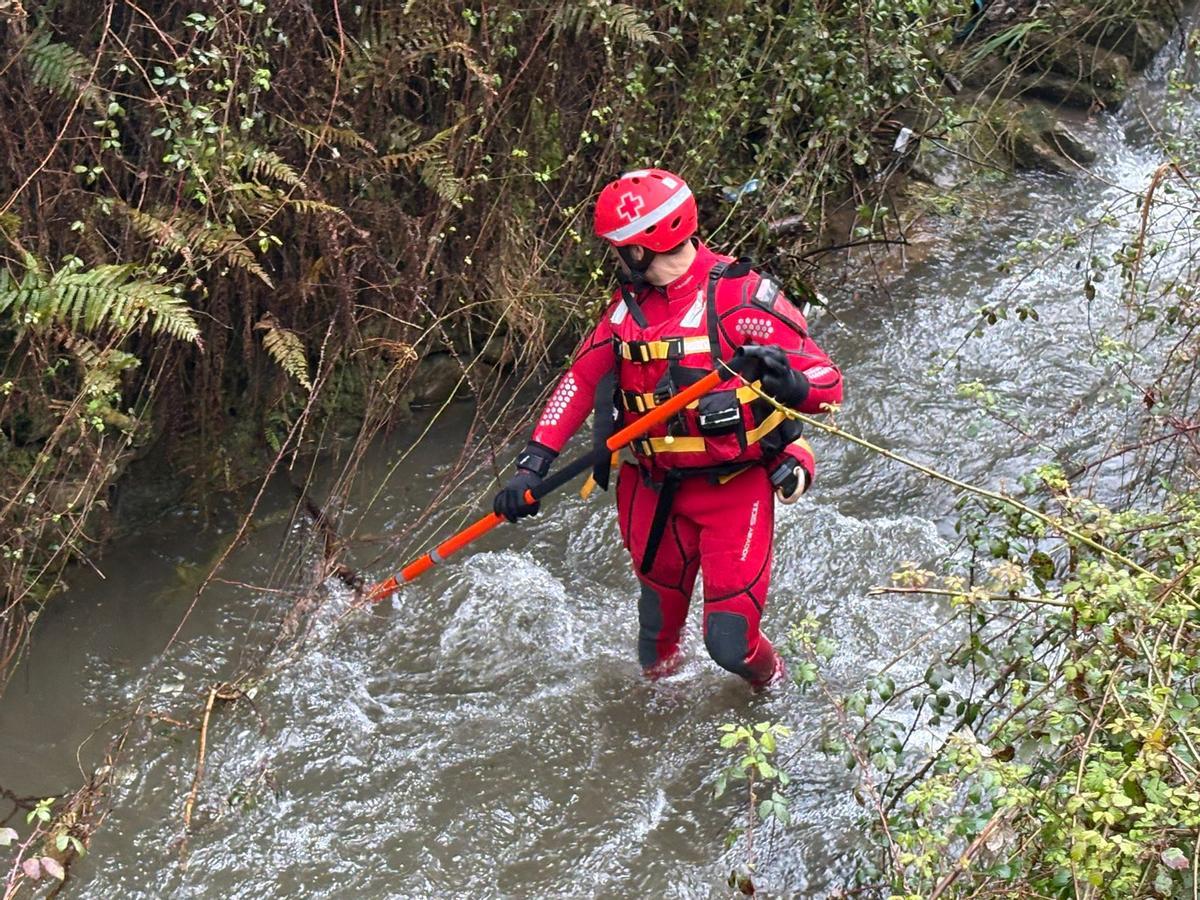 Cuarto día de búsqueda de la mujer que cayó al río en San Martín: así están siendo los complicados trabajos de rastreo