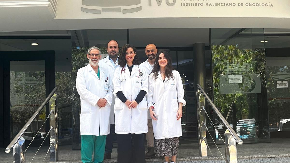 Dr. Guinot, Dra. Ramírez, Raquel López, Dr.Romero y Dr. Sanchis.