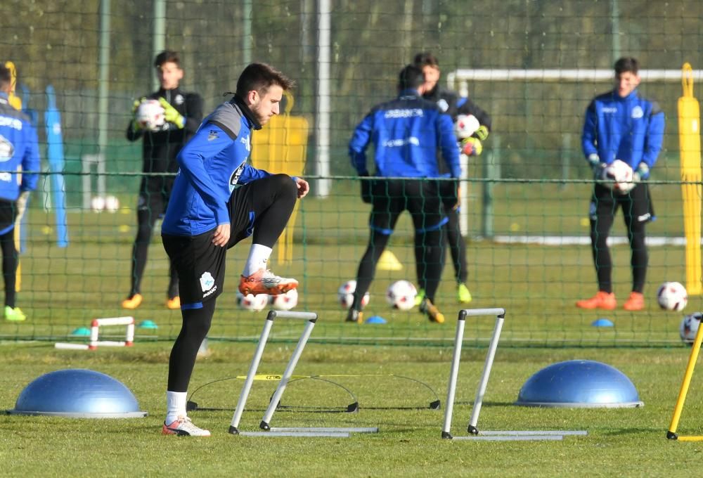 El Deportivo recibe en Riazor a su próximo rival, una final para el equipo después de encadenar cuatro jornadas consecutivas sin ganar.