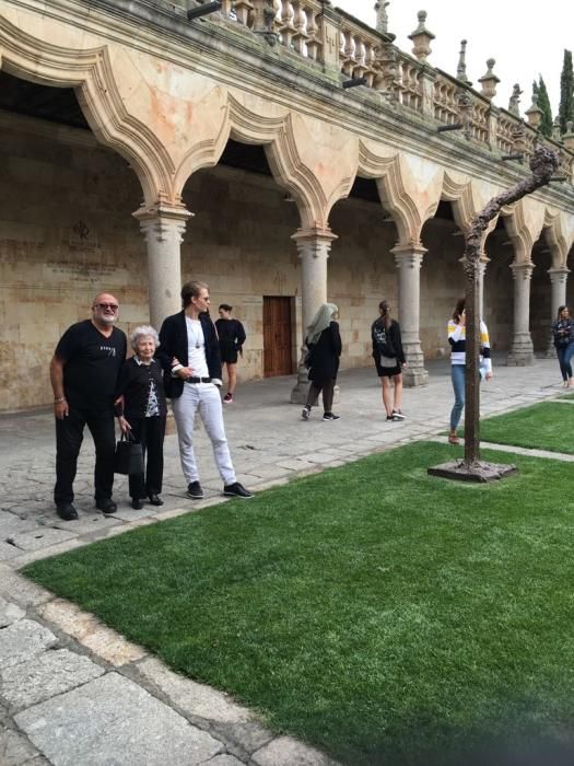 Miquel Barceló es investido doctor honoris causa por la Universidad de Salamanca