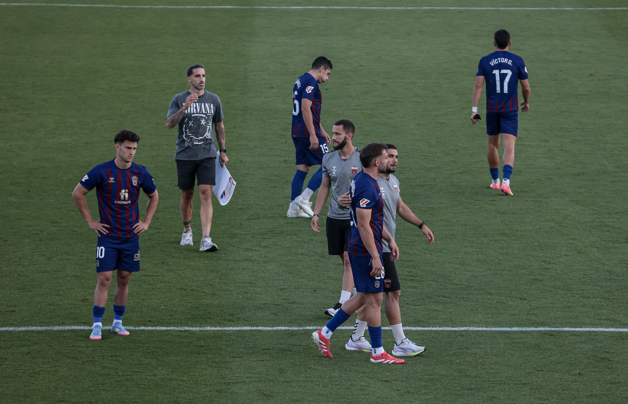 El Eldense desciende a Primera Federación tras el empate contra el Racing