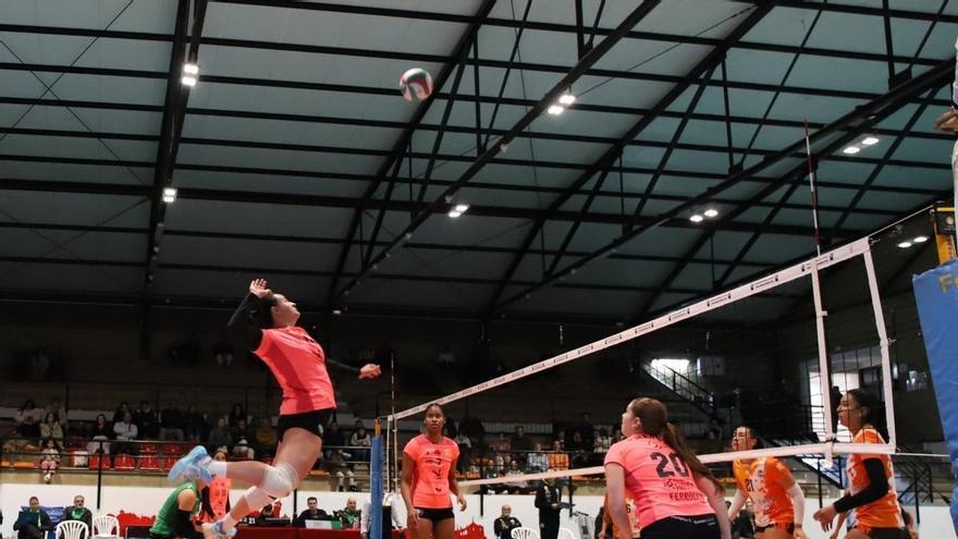 Gabrielly y Arango, del Arroyo, entre las mejores de la jornada en la Superliga 2