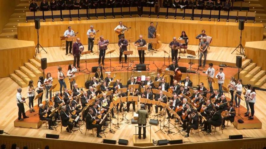 La Orquesta Laudística Harmonía celebra el 27 de abril su 45 aniversario en beneficio de Atades