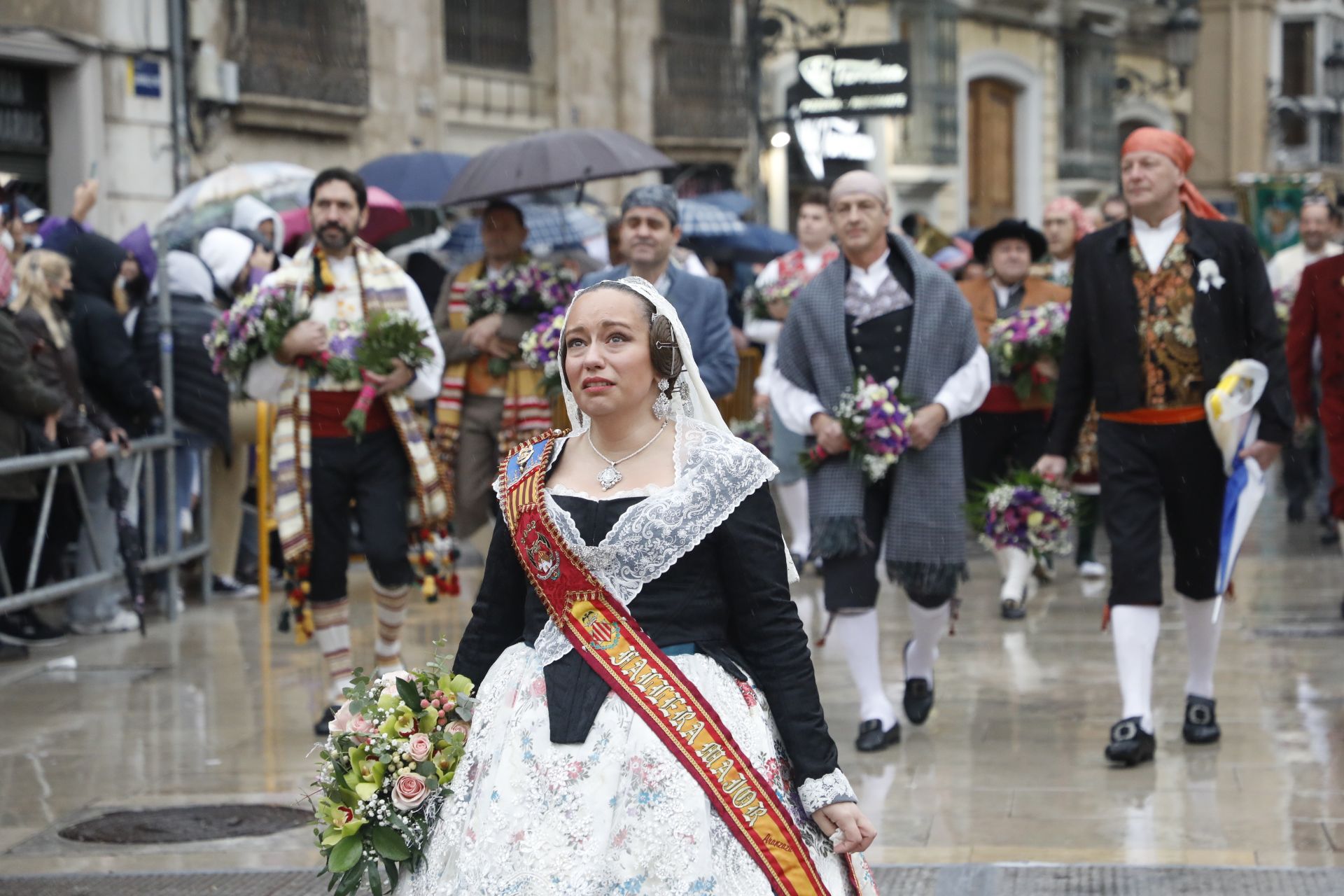 Búscate en el primer día de ofrenda por la calle de Quart (entre las 17:00 a las 18:00 horas)