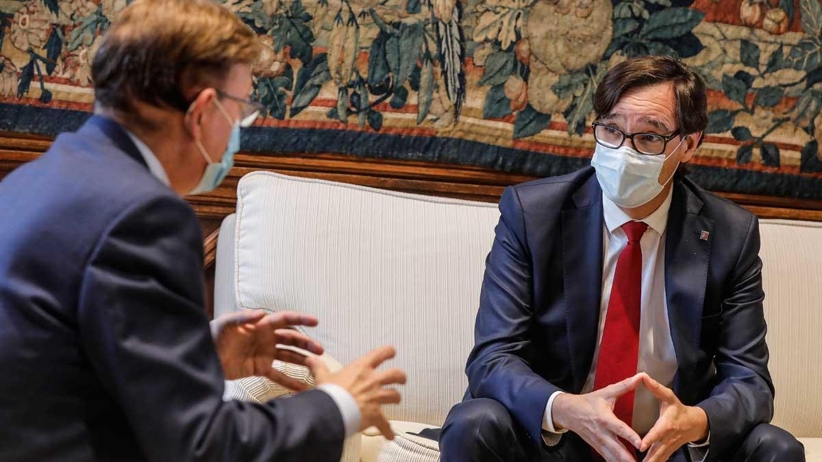 Ximo Puig recibe a Salvador Illa en el Palau de la Generalitat de Valencia