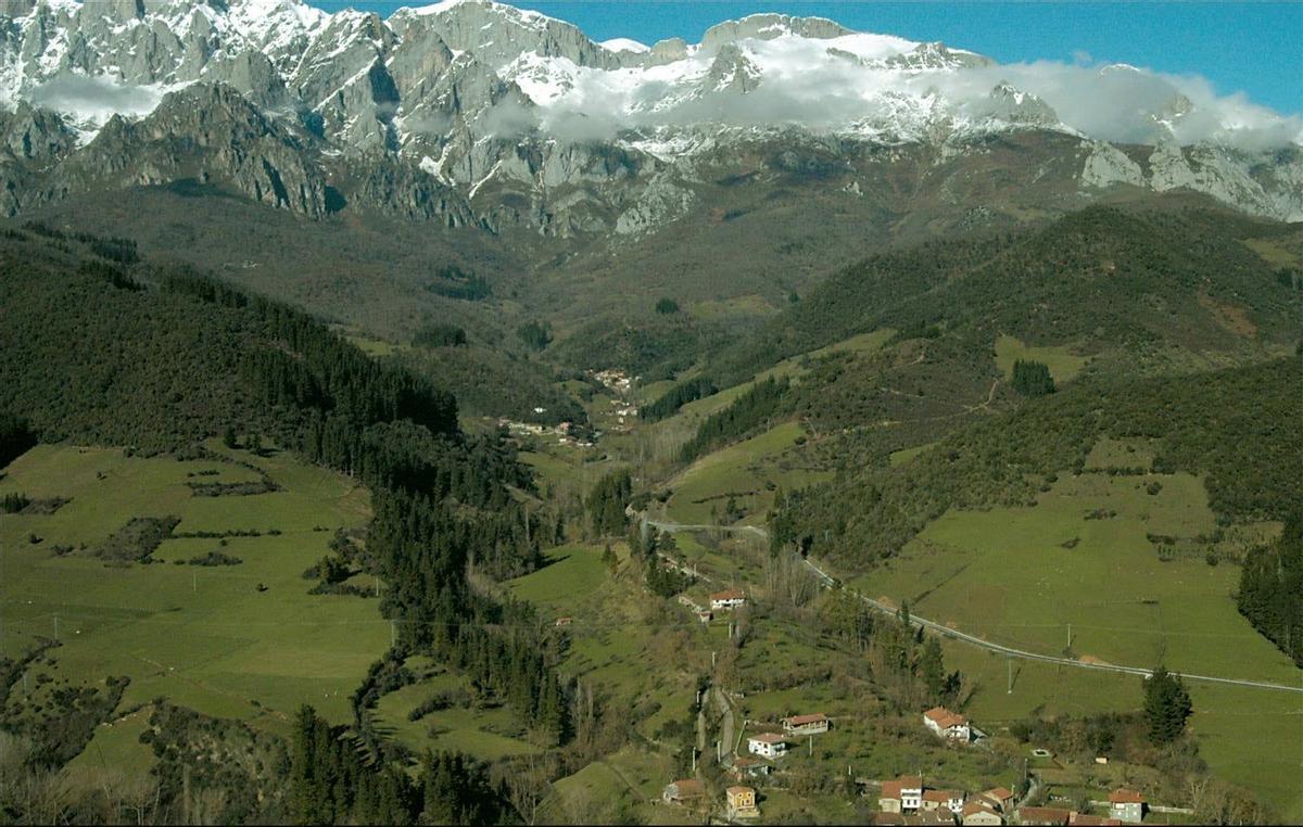 Vista del valle de Camaleño.