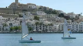 Alejandro Cardona participa en el campeonato del Mundo de la clase Finn