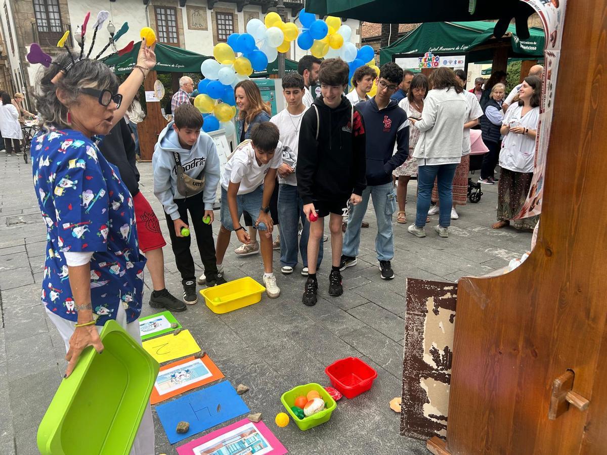 EN IMÁGENES: Feria de asociaciones de Villaviciosa