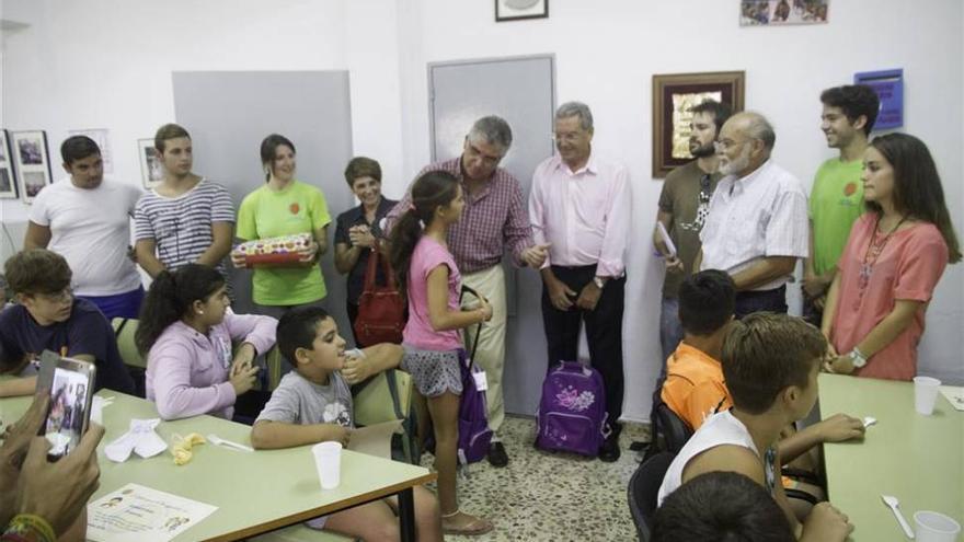 Clausurado el comedor de El Gurugú de Badajoz, que ha atendido a 50 niños en verano