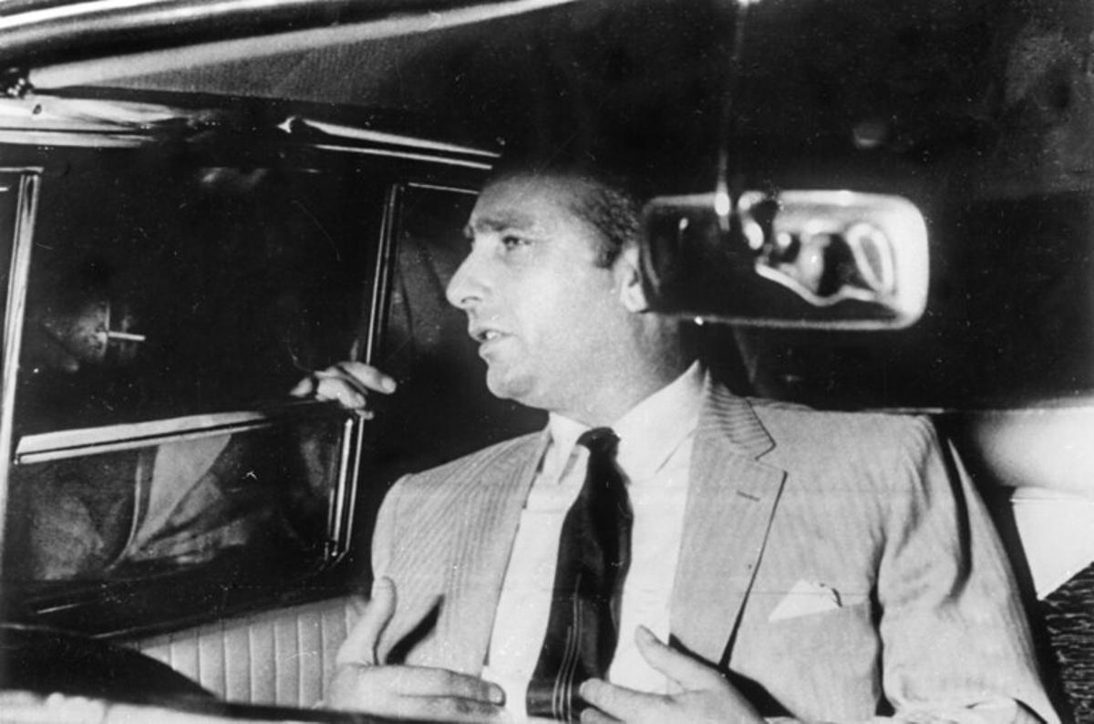 Juan Manuel Fangio, després de ser alliberat pels segrestadors