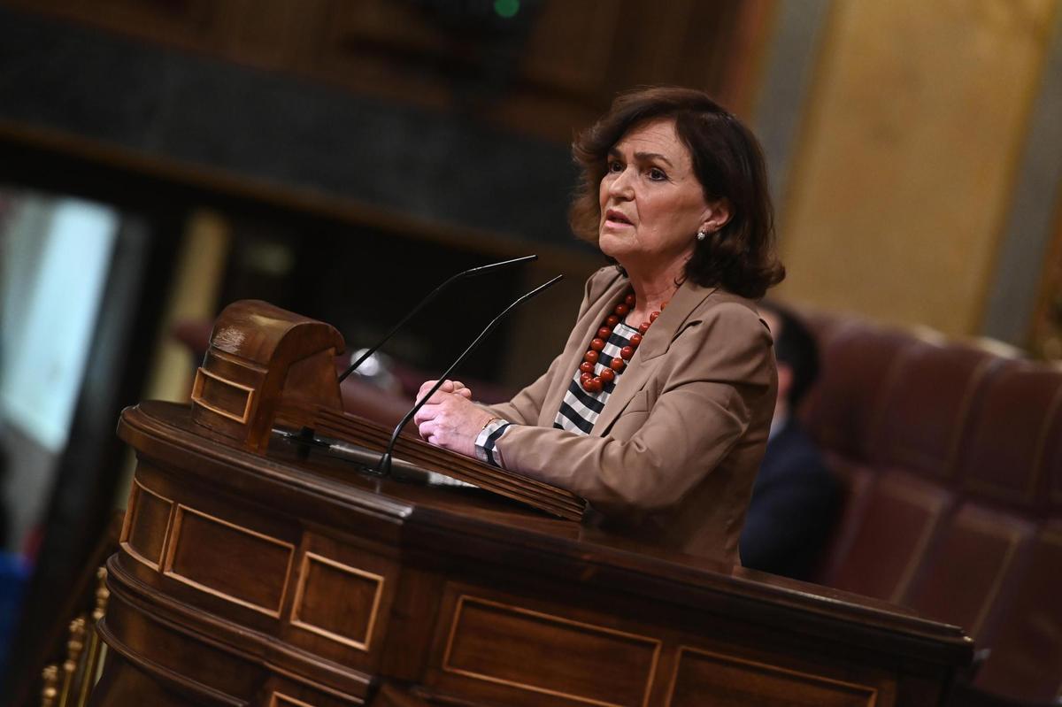 Imagen de archivo de la presidenta de la Comisión de Igualdad de la Cámara baja, Carmen Calvo, en la Cámara Baja. EFE/ Fernando Villar