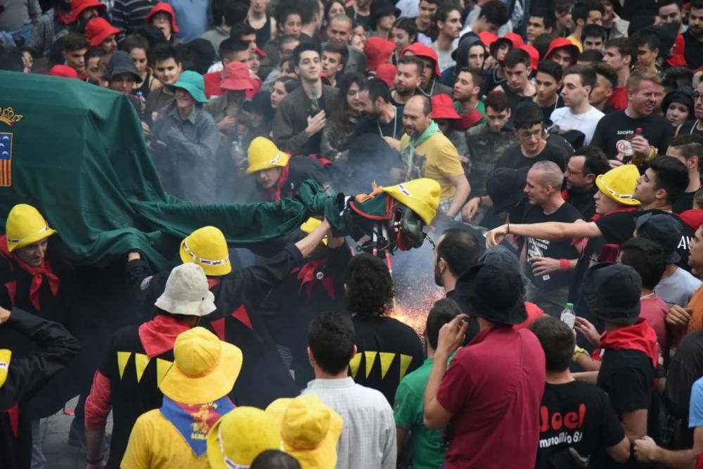 Inici de la Patum 2018 a la plaça de Sant Pere