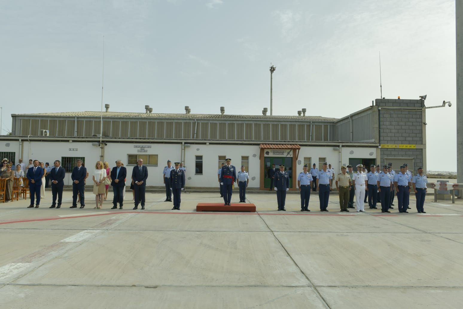 Rafael de Haro Ros toma posesión como nuevo jefe del Aeródromo Militar de Lanzarote