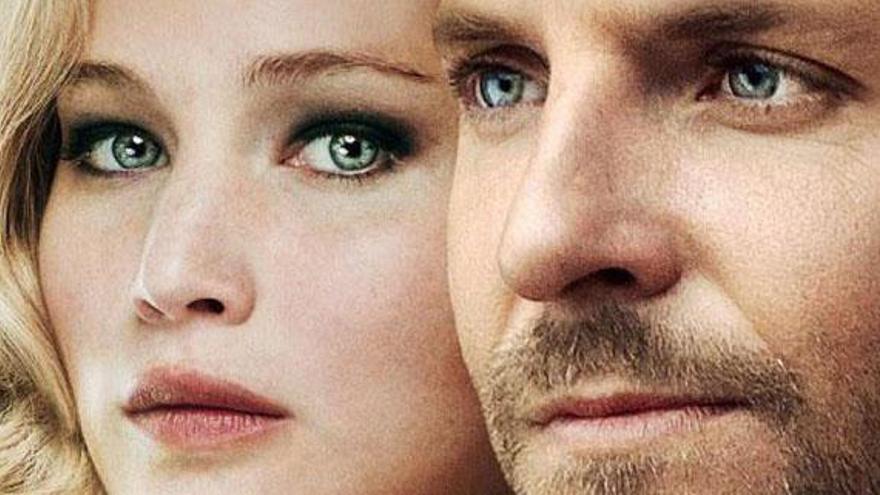 Jennifer Lawrence y Bradley Cooper en el cartel de &#039;Serena&#039;.