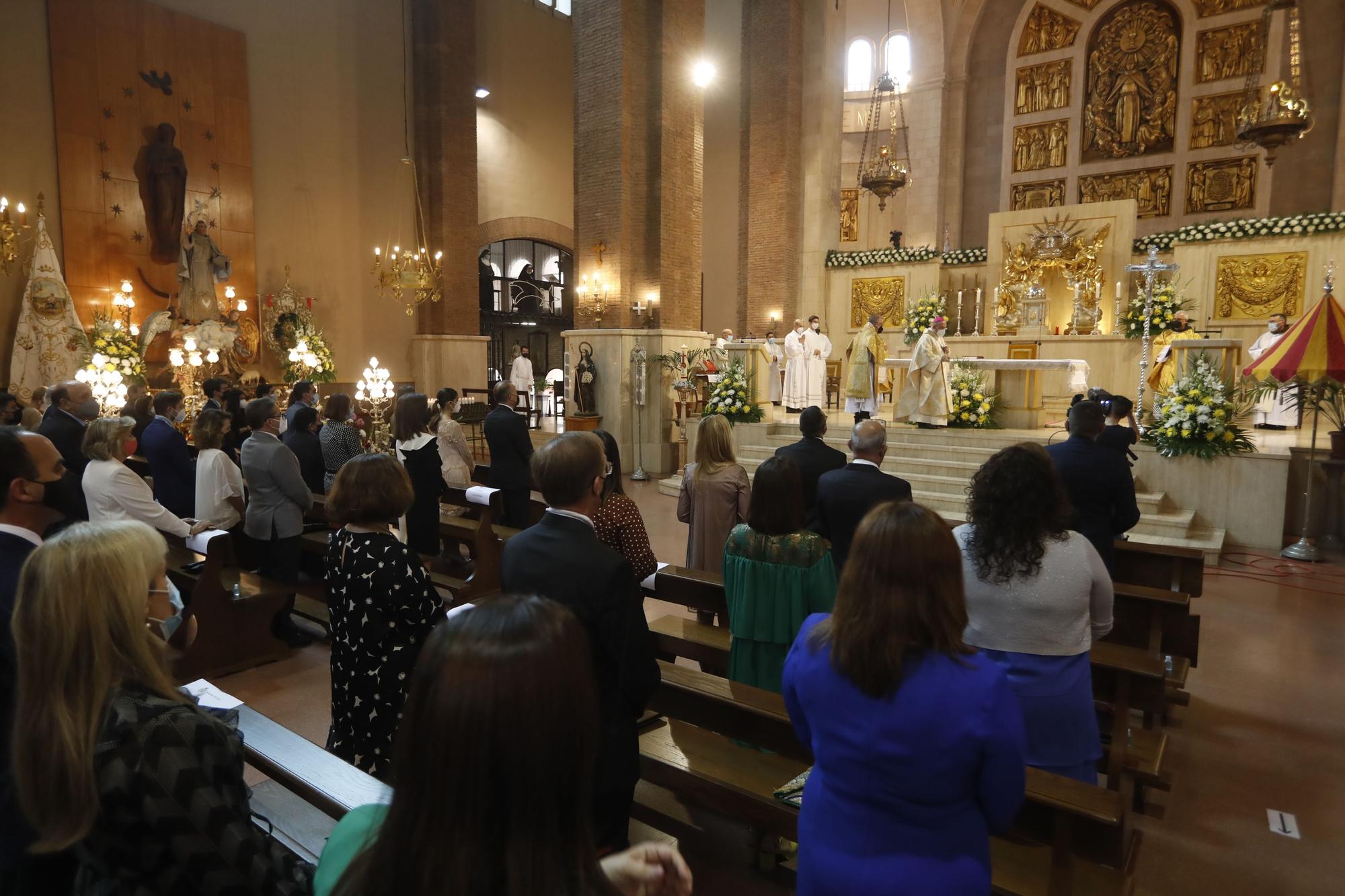 Día de Sant Pasqual en Vila-real, con misa y 'Xulla' en la intimidad