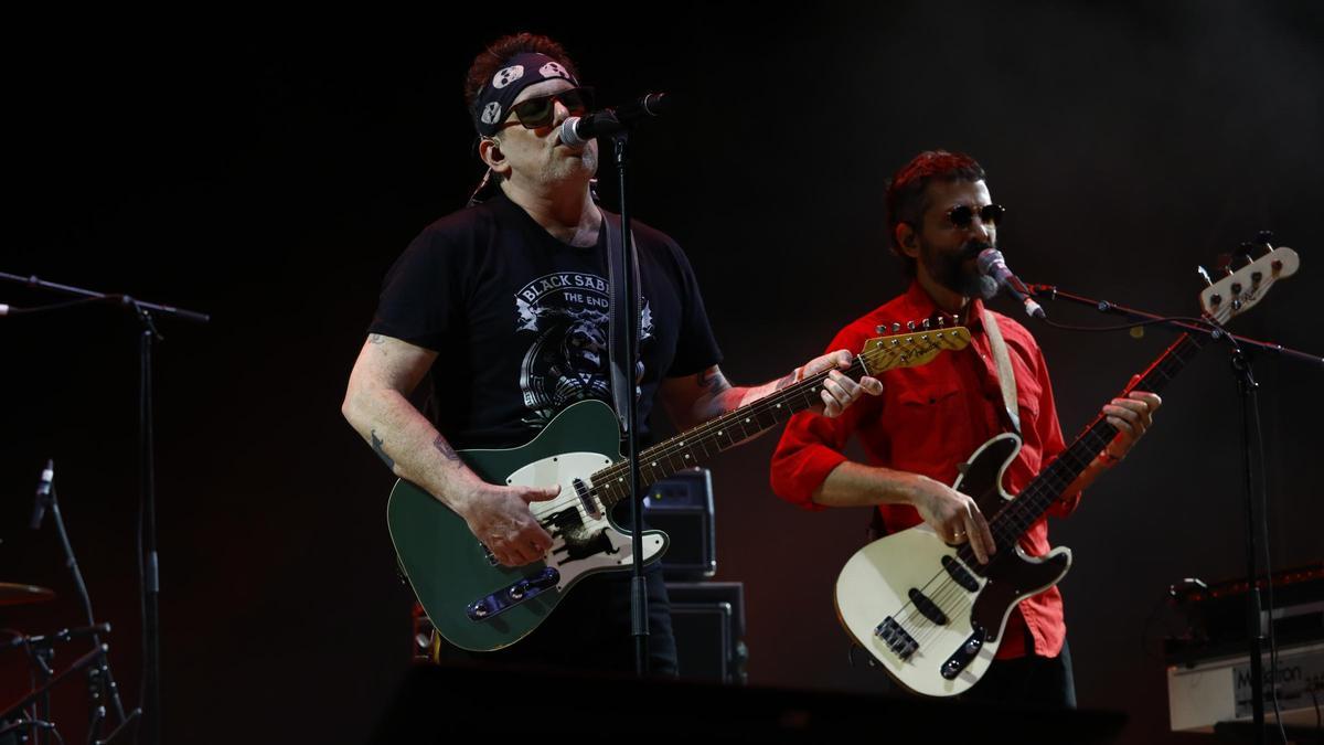 En imágenes | Zaragoza vibra en la primera jornada del Vive Latino