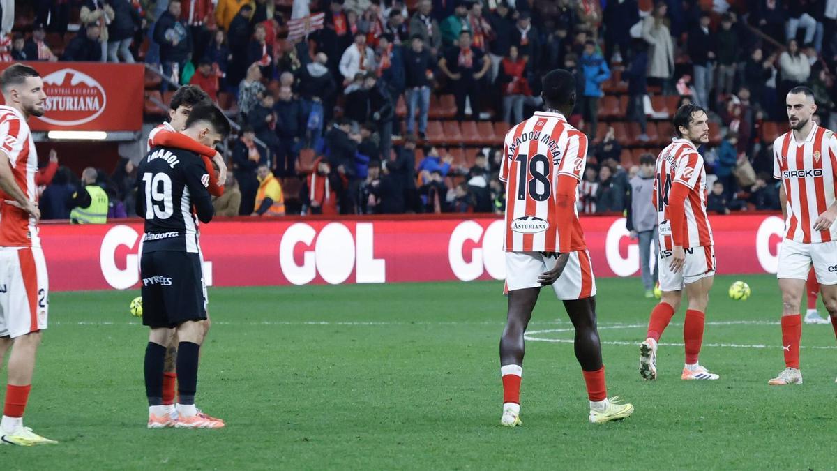 EN IMÁGENES: El partido Sporting-Andorra en El Molinón