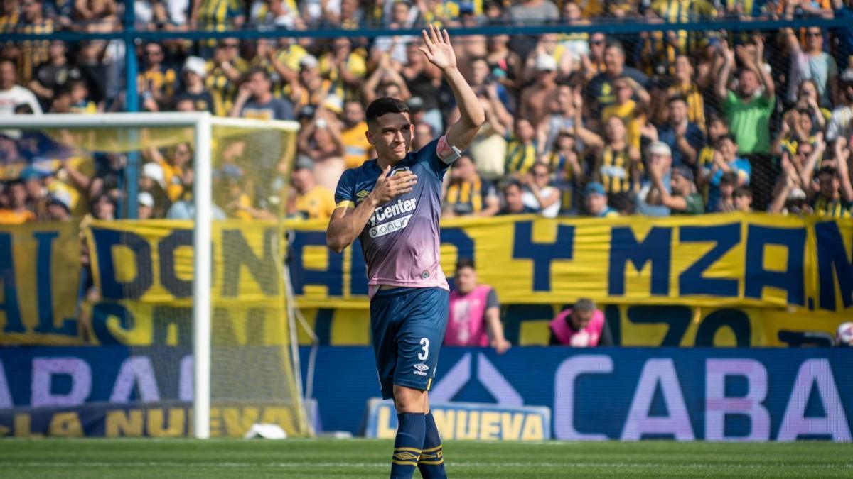 Lautaro Blanco en su despedida en Rosario Central